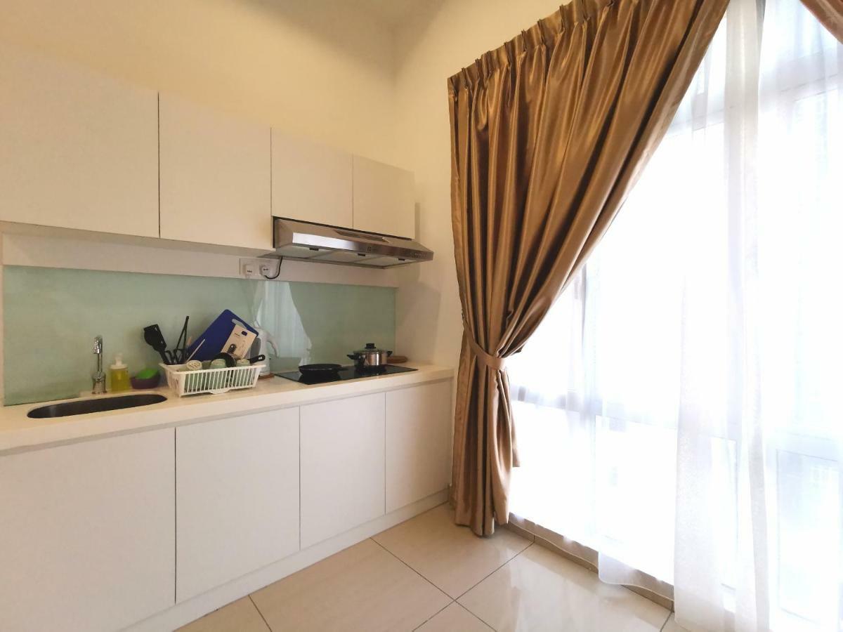 Apartment Austin Manhattan By Uha